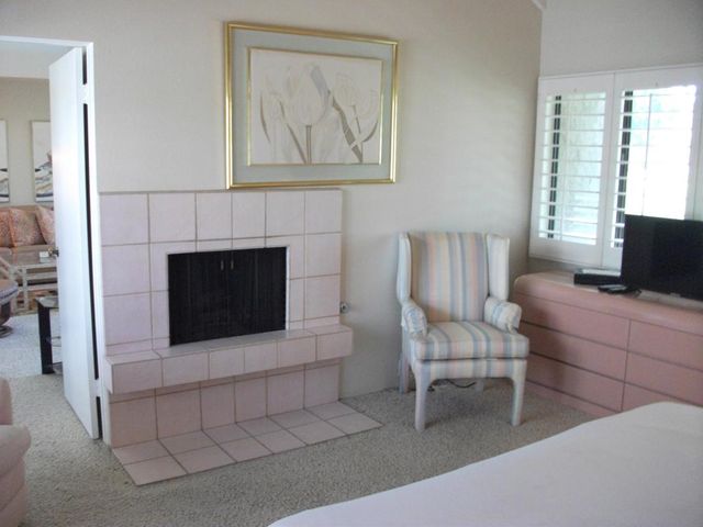 107 Racquet Club Drive, Rancho Mirage, CA 92270