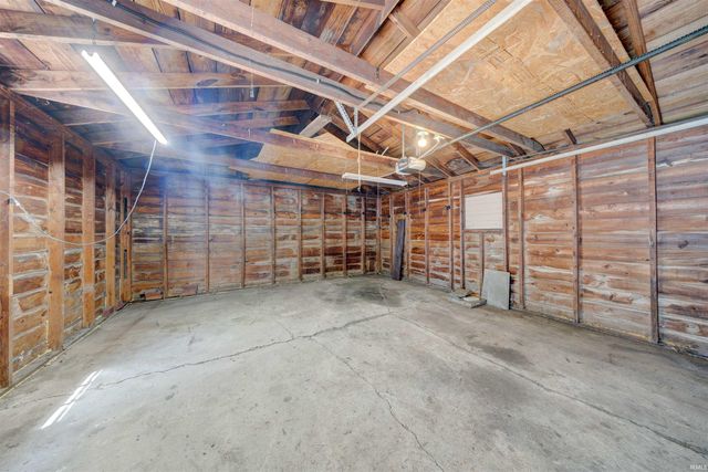 1401 S Roosevelt Drive, Evansville, IN 47714