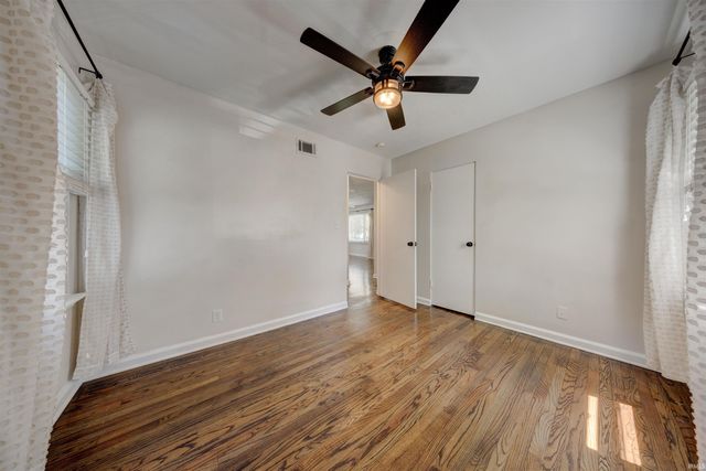 1401 S Roosevelt Drive, Evansville, IN 47714