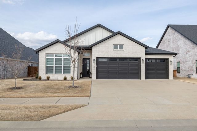 3602 SW Starburst Avenue, Bentonville, AR 72713