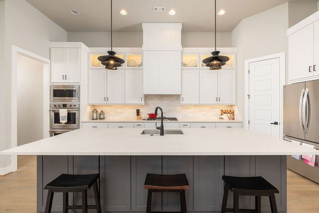 3602 SW Starburst Avenue, Bentonville, AR 72713