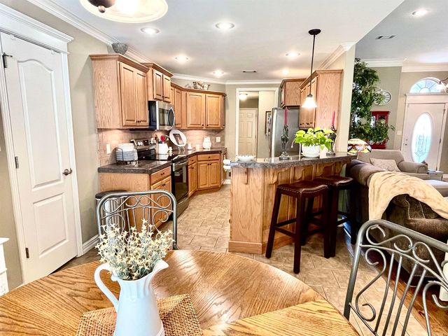 129 Pleasantwood Drive, Maumelle, AR 72113