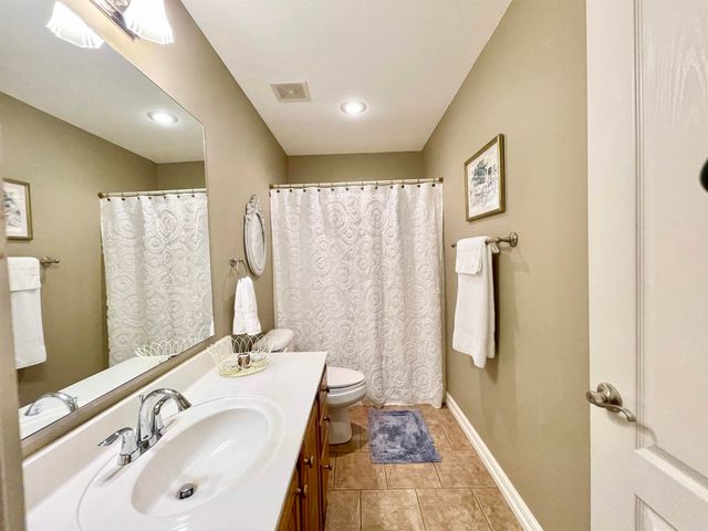 129 Pleasantwood Drive, Maumelle, AR 72113