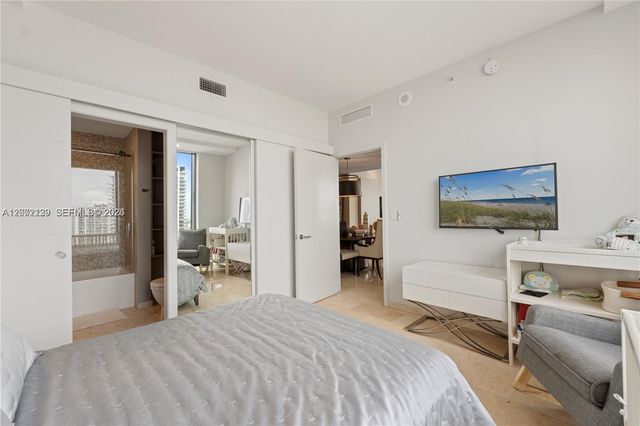 88 SW 7th Street 3412, Miami, FL 33130