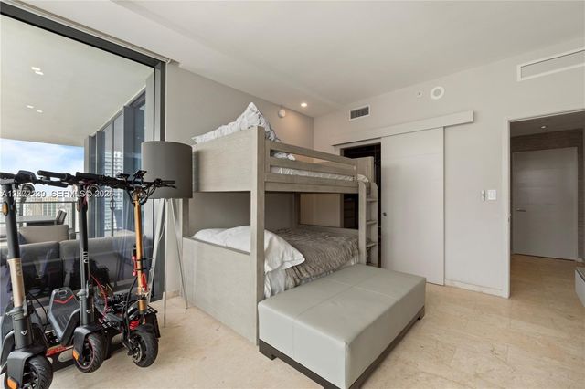 88 SW 7th Street 3412, Miami, FL 33130