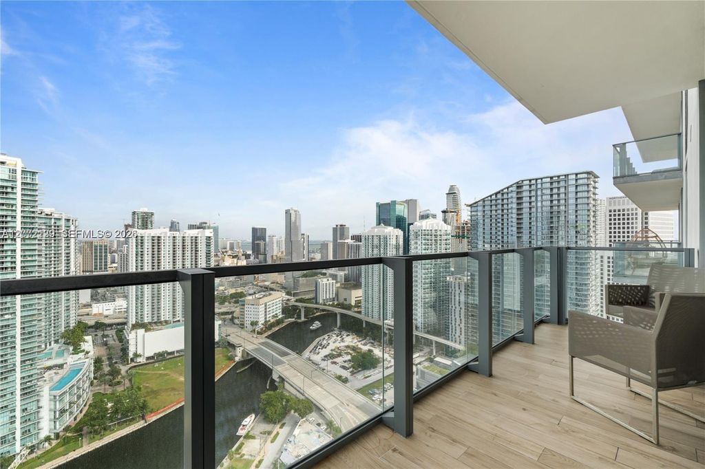 88 SW 7th Street 3412, Miami, FL 33130