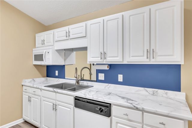 706 Pelham Square Way, Greer, SC 29650