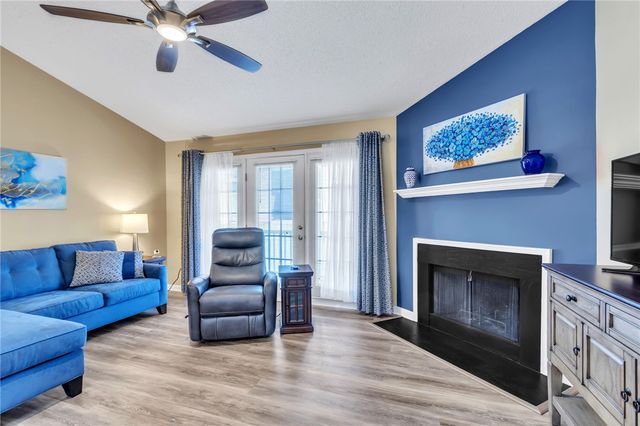 706 Pelham Square Way, Greer, SC 29650
