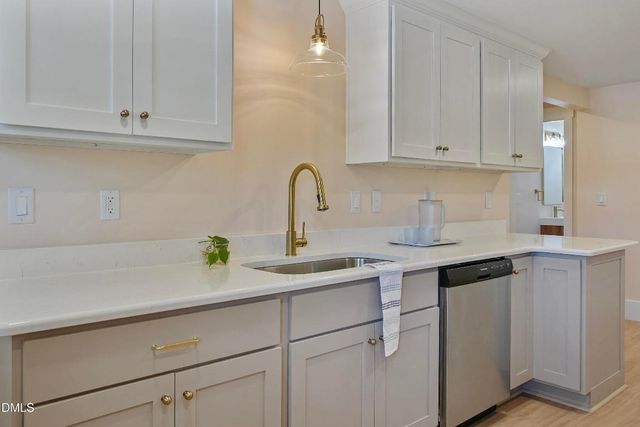 173 S Hardin Street, Southern Pines, NC 28387