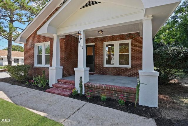 173 S Hardin Street, Southern Pines, NC 28387