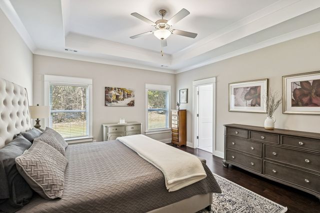 1011 Owen Layne Dr, Murfreesboro, TN 37129