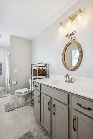 1011 Owen Layne Dr, Murfreesboro, TN 37129