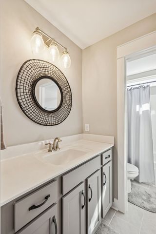 1011 Owen Layne Dr, Murfreesboro, TN 37129