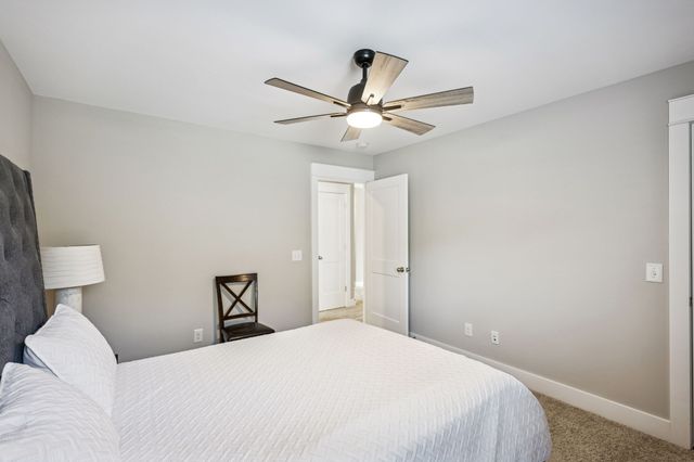 1011 Owen Layne Dr, Murfreesboro, TN 37129