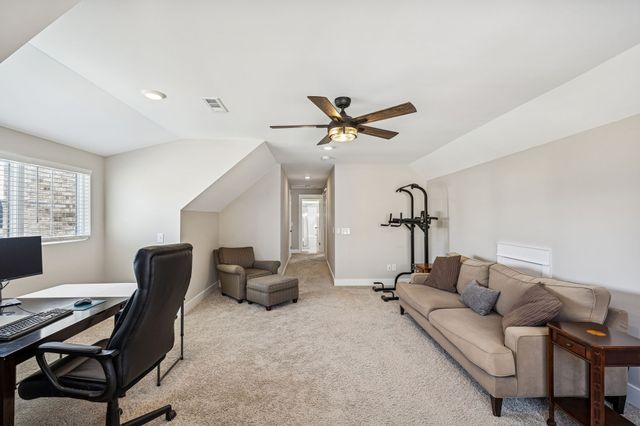 1011 Owen Layne Dr, Murfreesboro, TN 37129