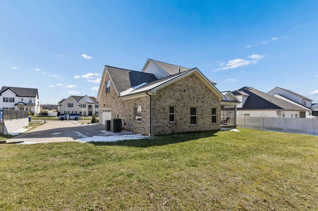 1011 Owen Layne Dr, Murfreesboro, TN 37129