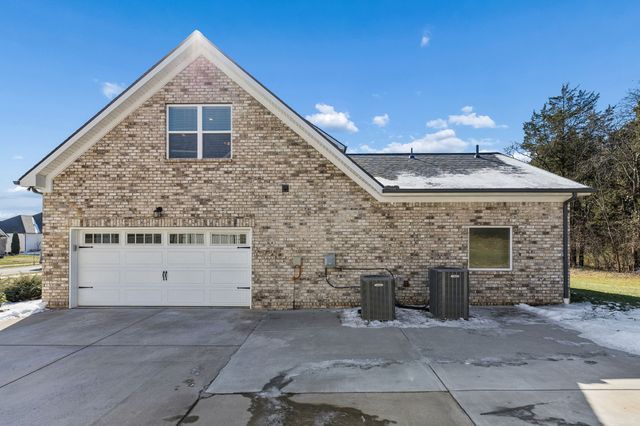 1011 Owen Layne Dr, Murfreesboro, TN 37129