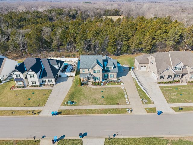 1011 Owen Layne Dr, Murfreesboro, TN 37129