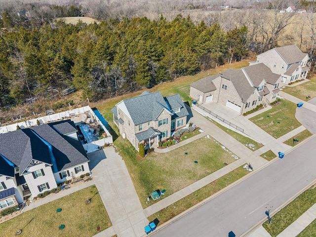 1011 Owen Layne Dr, Murfreesboro, TN 37129