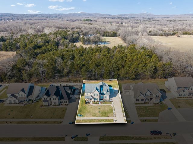 1011 Owen Layne Dr, Murfreesboro, TN 37129