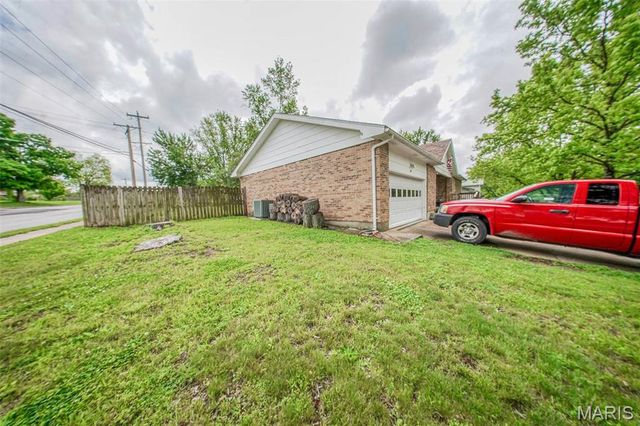 101 Steeplechase Road, Rolla, MO 65401