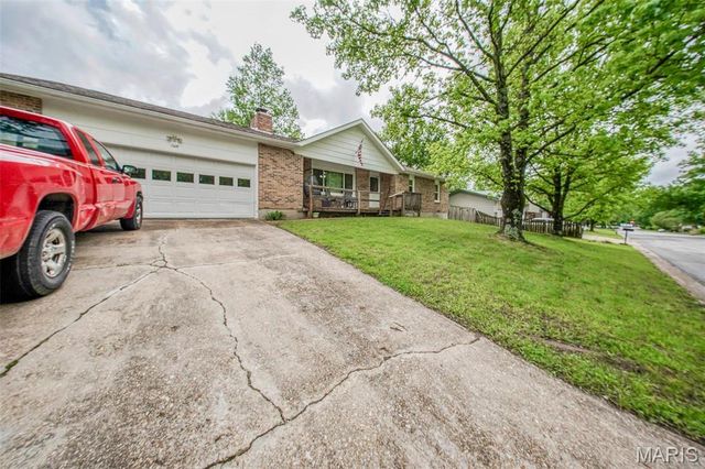 101 Steeplechase Road, Rolla, MO 65401