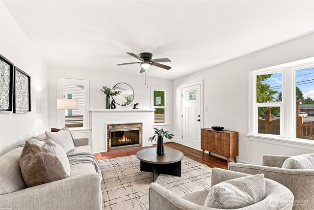 3029 Northwest Avenue, Bellingham, WA 98225