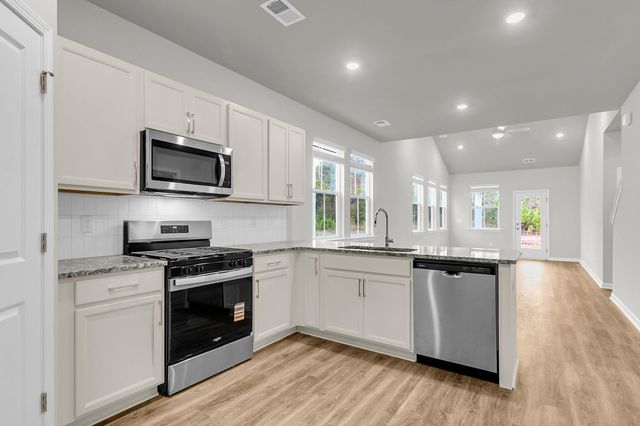 122 Scout Drive, Summerville, SC 29486