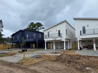 8409 Mahalia Unit A/B Drive, Houston, TX 77088