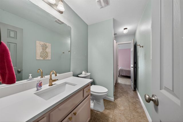 301 Foxcroft Lane, Keller, TX 76248