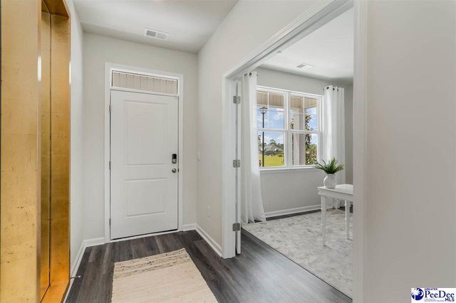 621 Bluff View Lane, Florence, SC 29505