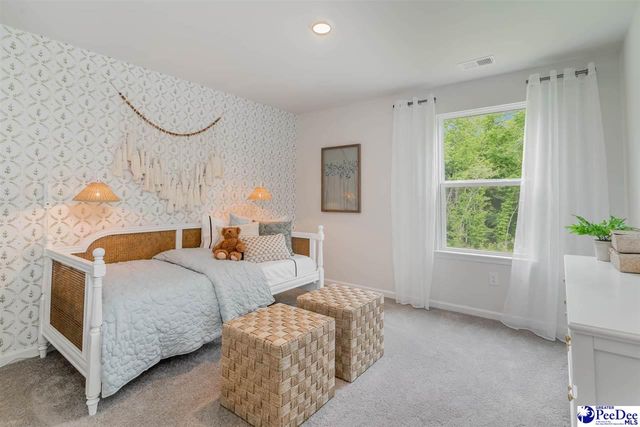 621 Bluff View Lane, Florence, SC 29505