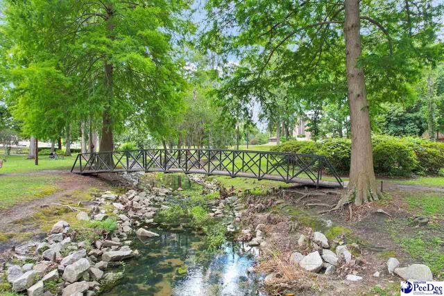 621 Bluff View Lane, Florence, SC 29505