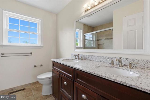 212 RED MAPLE CT, Chalfont, PA 18914
