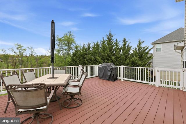 212 RED MAPLE CT, Chalfont, PA 18914