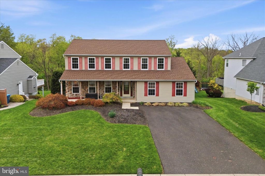 212 RED MAPLE CT, Chalfont, PA 18914