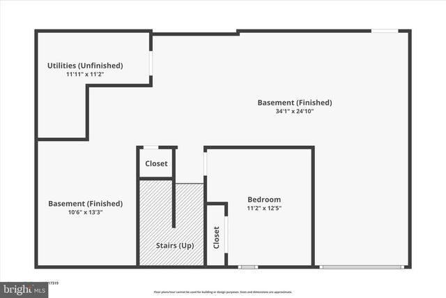 5 LOCUST CIR, Etters, PA 17319