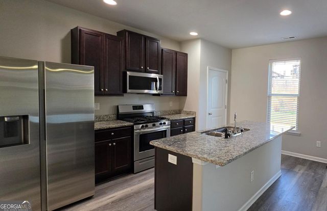 7373 Ledgestone Lane, Riverdale, GA 30274