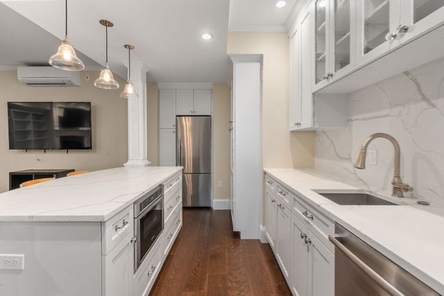 175 Schoolmasters Lane, Dedham, MA 02026