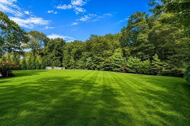 175 Schoolmasters Lane, Dedham, MA 02026