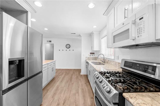5921 Chinook Drive, Huntington Beach, CA 92647