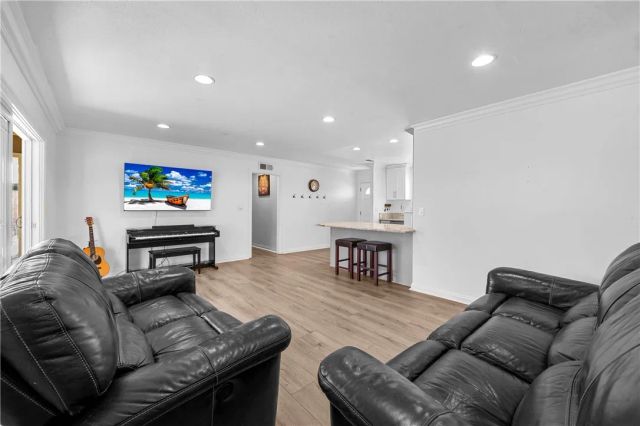 5921 Chinook Drive, Huntington Beach, CA 92647