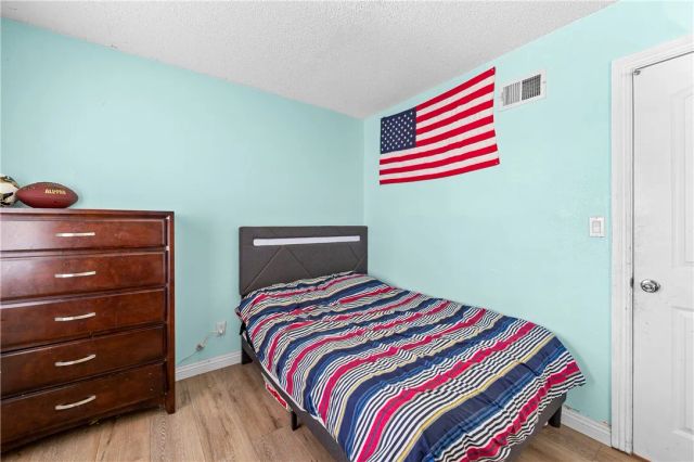 5921 Chinook Drive, Huntington Beach, CA 92647