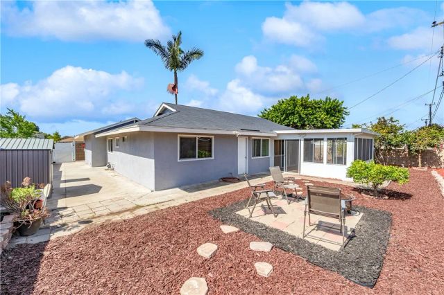 5921 Chinook Drive, Huntington Beach, CA 92647