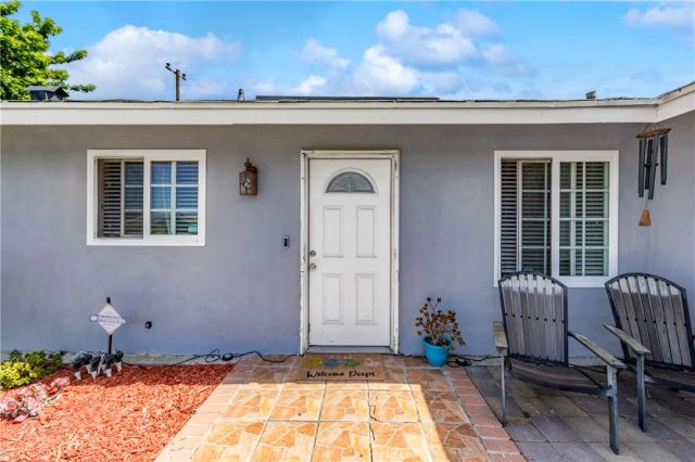 5921 Chinook Drive, Huntington Beach, CA 92647