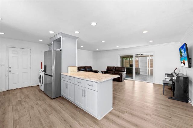 5921 Chinook Drive, Huntington Beach, CA 92647