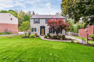 532 McElheny Rd, Shaler, PA 15116