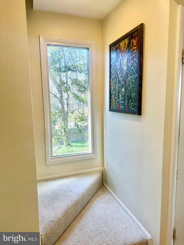 8737 SHERIDAN FARMS CT, Springfield, VA 22152