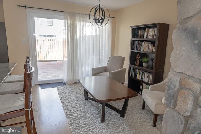 8737 SHERIDAN FARMS CT, Springfield, VA 22152