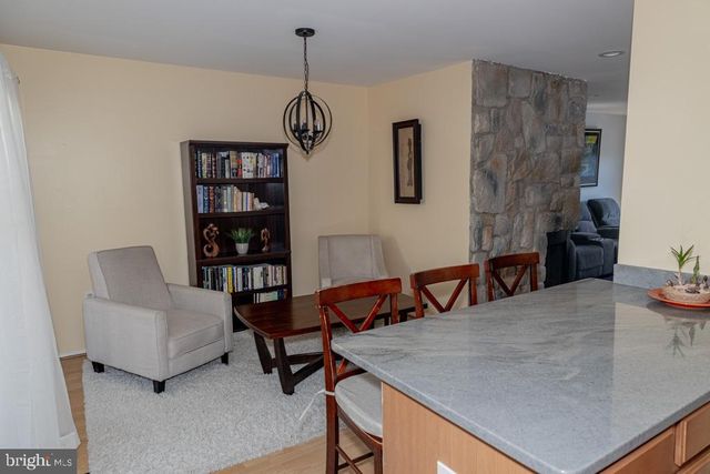 8737 SHERIDAN FARMS CT, Springfield, VA 22152